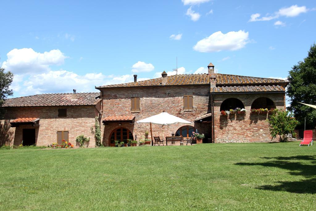 Tenuta La Santissima San Rocco a Pilli Luaran gambar